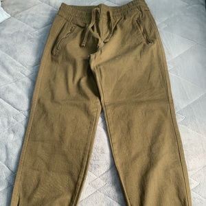 Army green woman joggers size M